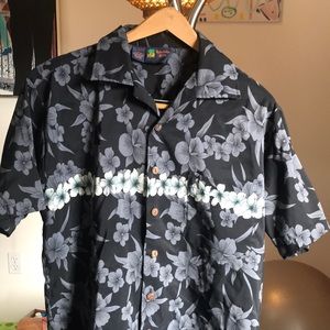 Mens Black Hawaiian Button Down Shirt Sz M
